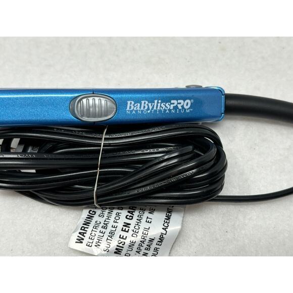 BaByliss PRO Nano Titanium Light Blue Flat Iron Travel Size Model - Picture 2 of 6